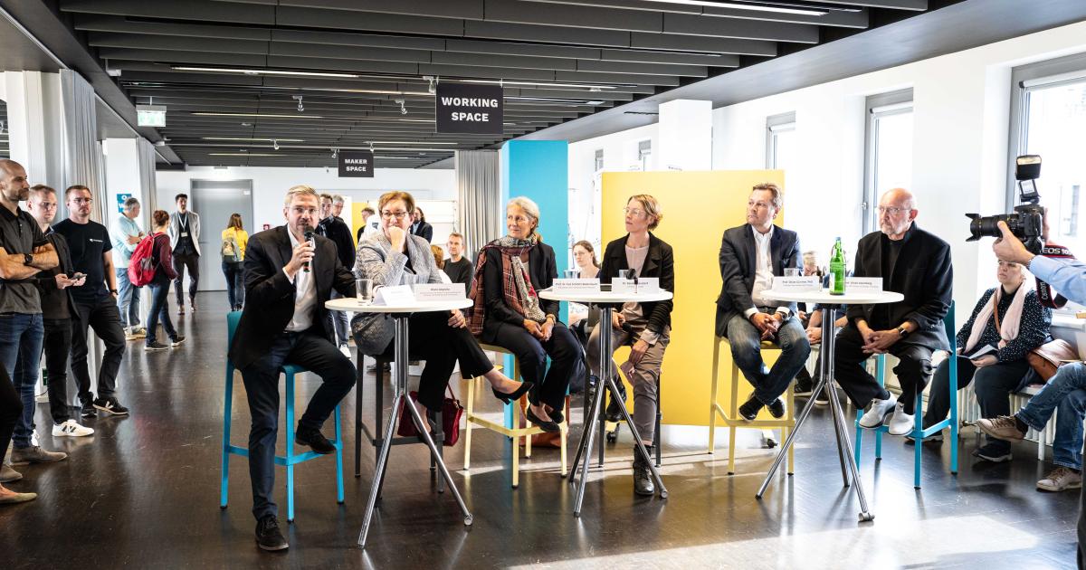 457 POTSDAM LAB geht in Betrieb Landeshauptstadt Potsdam